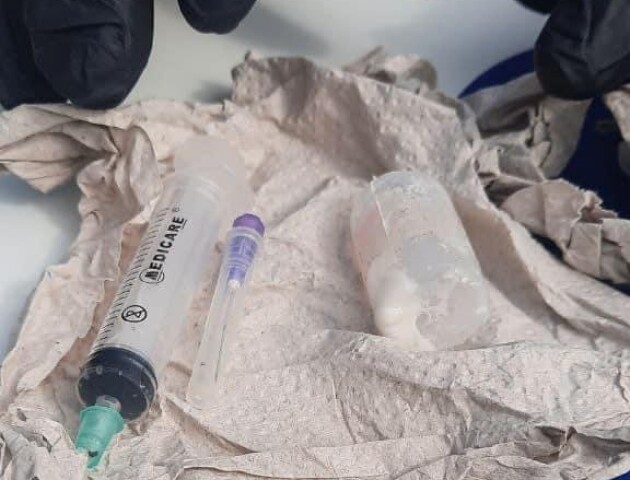 Дзвінки в Росію та втеча від поліції: у Луцьку затримали чоловіків з наркотиками