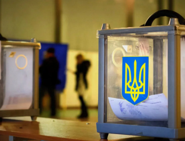На Волині спостерігача не пустили на дільницю і викликали поліцію