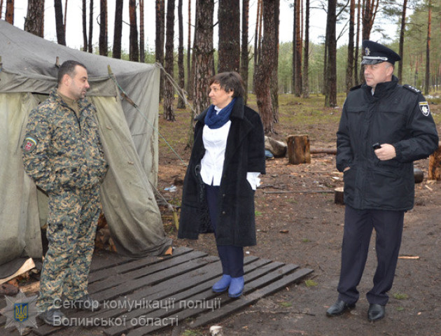 Новий рік з бурштином: волинська поліція перевіряла, чи триває незаконний видобуток на Поліссі