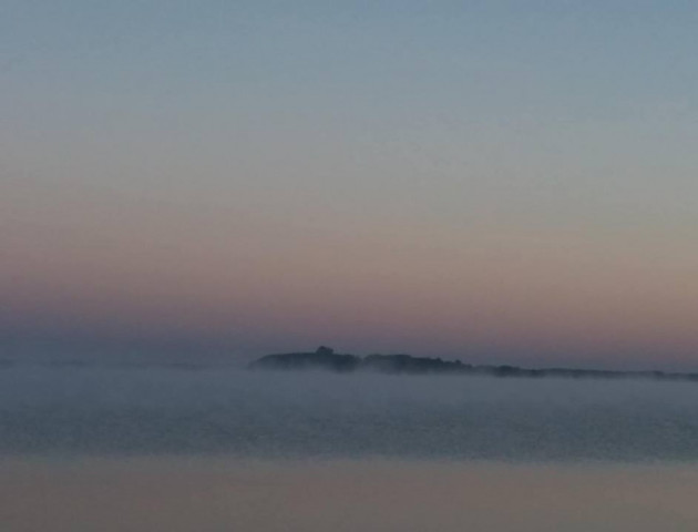 Світанок на Світязі. ФОТО