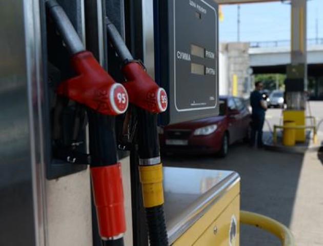 В Україні до кінця року подорожчає бензин