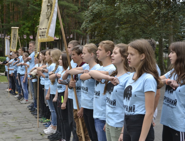 На Волині відбувся Всеукраїнський освітній табір «Хорунжий». ФОТО