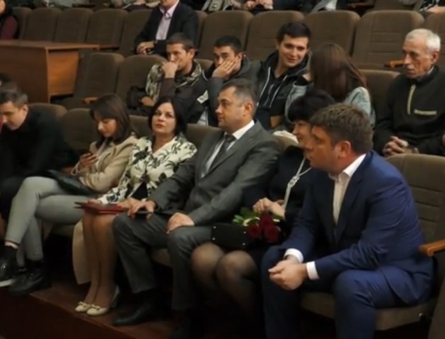 Викладачів луцького вишу вітали із професійним святом. ВІДЕО