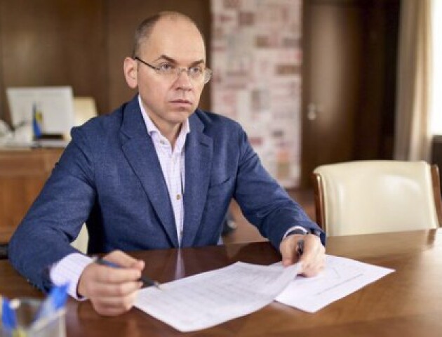 Медпрацівникам з 1 вересня підвищать заробітну плату