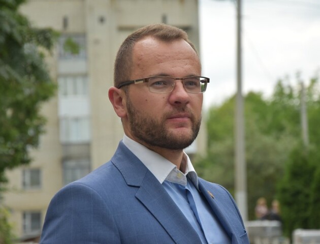 «Сморід йде з навколишніх сіл, а не луцької каналізації», - Ігор Поліщук
