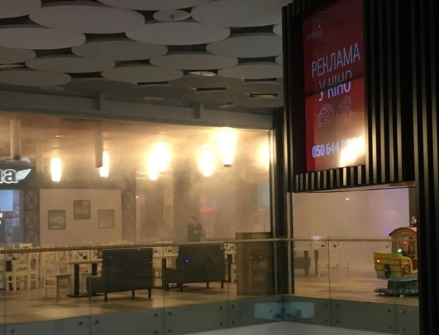 «Деякі працівники не хотіли покидати місця» в «ПортСity» прокоментували ситуацію з пожежею