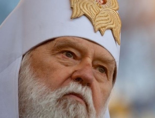Анафему з Філарета не знімали, – волинський священик