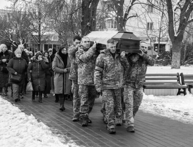 У Луцьку провели в останню дорогу Героя Анатолія Малесика. ФОТО