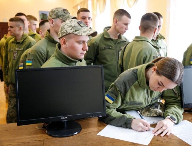 Разом із волинськими прикордонниками служитимуть молоді лейтенанти