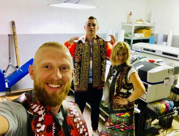 Ноу-хау по-Луцьки: гуцульський одяг видрукували на принтері. ФОТО. ВІДЕО