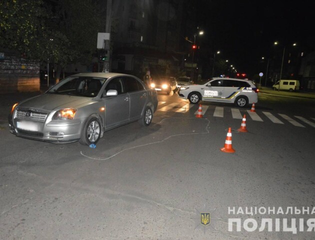 У Ковелі на пішохідному переході збили матір з донькою. ФОТО