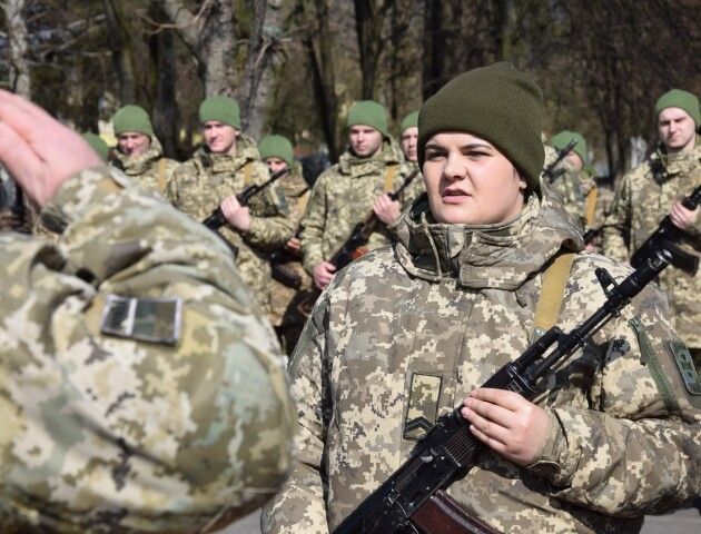 Волинянка повернулася з Лондона, щоб піти в прикордонниці
