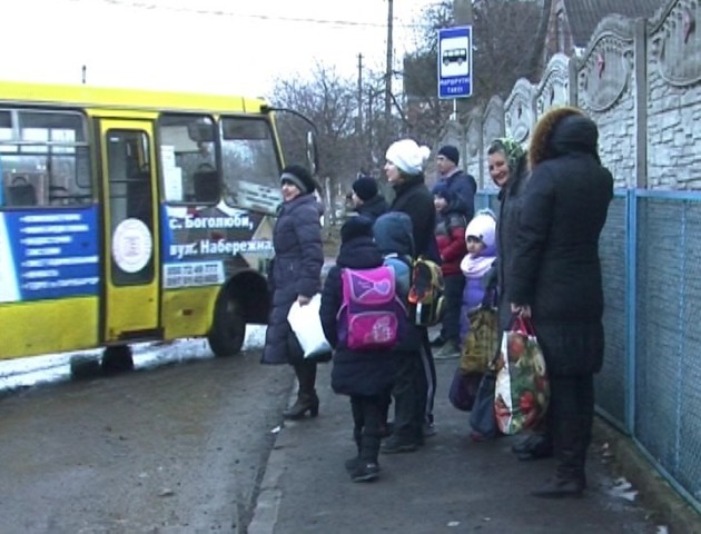 Мешканці Дубнівського мікрорайону Луцька просять владу створити додатковий маршрут