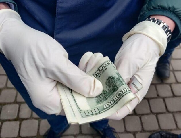 На Волині за хабар судитимуть поліцейського