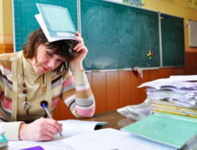 Відомо, чи платитимуть вчителям зарплати під час карантину