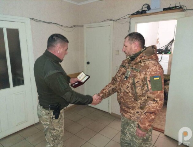 Двоє захисників з Волині отримали високі державні нагороди