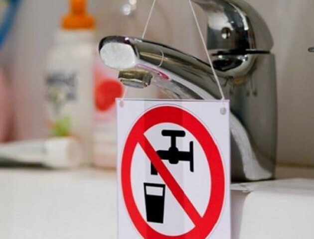 Встановили колонки. У частині Луцька – проблеми з водою