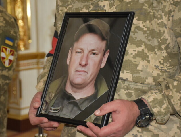 Дочка полеглого Захисника з Волині просить присвоїти батькові звання Героя України