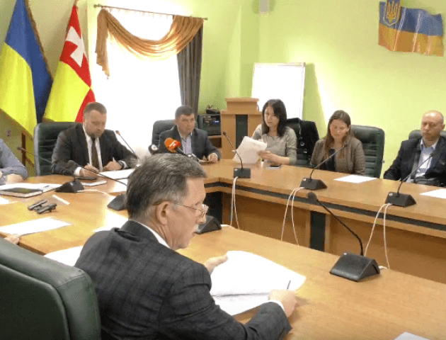 У Луцьку обговорили тарифи на проїзд у маршрутках. ВІДЕО