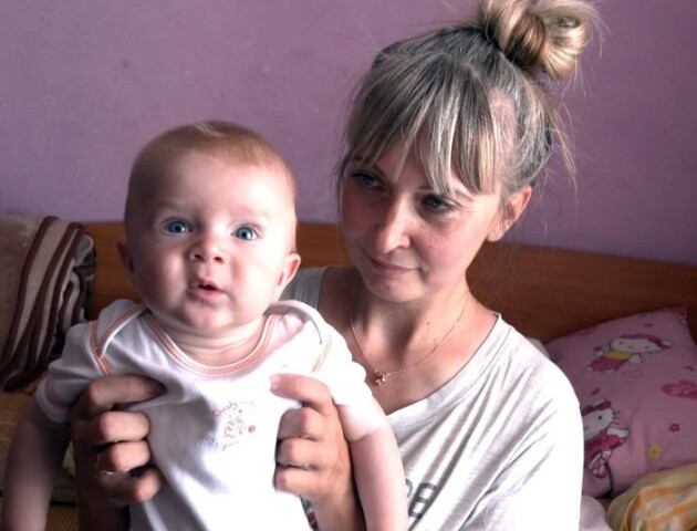 Військова розповіла, як народжувала в Луцьку в перший день війни