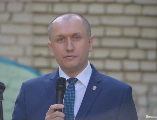 Історія дня на Першому: кого вітати 28 травня