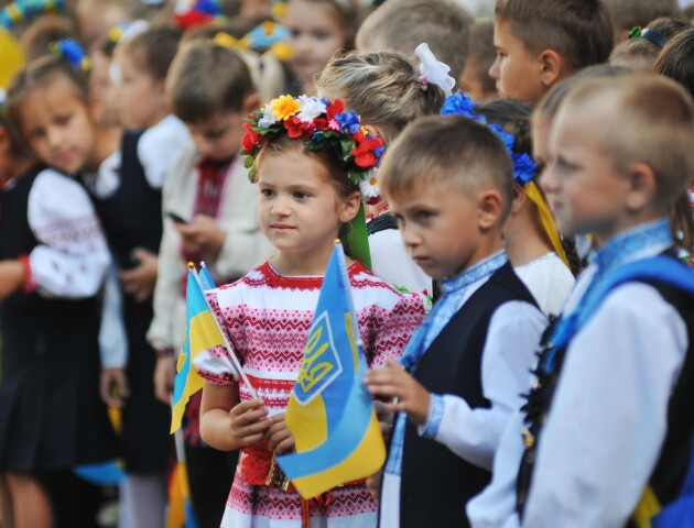 На Волині вперше за парти сядуть понад 10 тисяч першачків