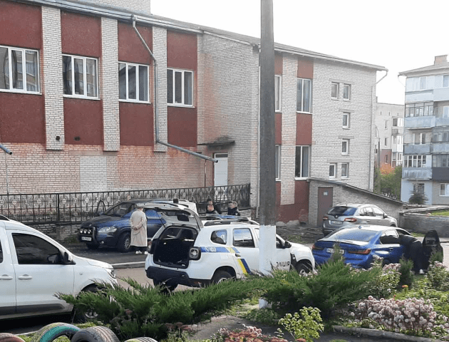 Лучанин загубив велику суму грошей у власній квартирі