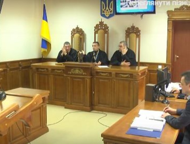 Випустили під заставу начальника Любешівського відділу поліції, який погорів на хабарі. ВІДЕО