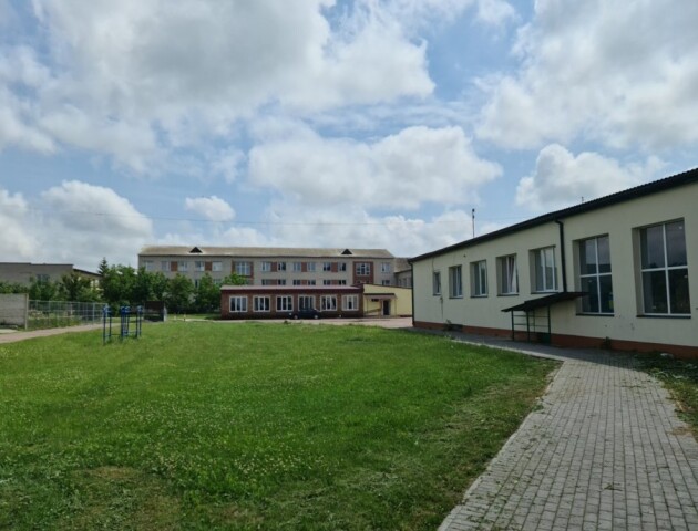 У Луцькому районі дах ліцею відремонтують за 5 мільйонів