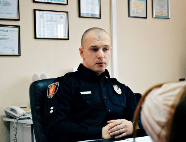 Бракує камер, людей і розуміння: волинський патрульний розповів про проблеми поліції