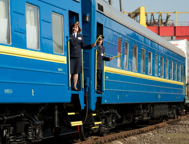 «Укрзалізниця» відклала підвищення тарифів на проїзд