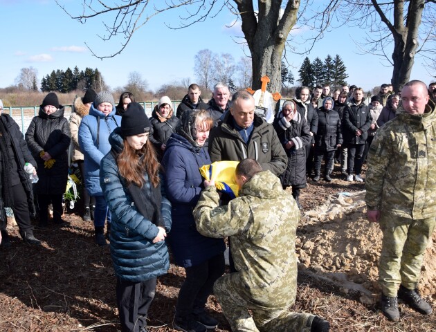 Був безвісти зниклим. На Волині поховали Героя