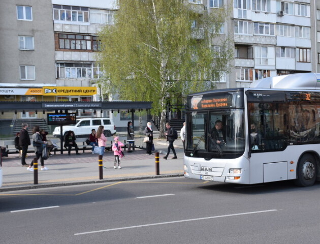 У Луцьку на Соборності перенесли зупинку