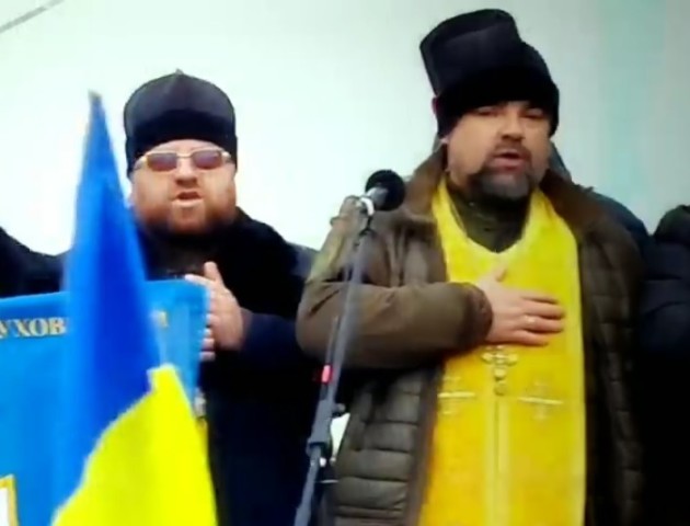 Волинські капелани виконали гімн України в центрі Києва. ВІДЕО