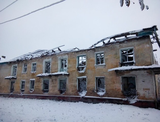 Лучани занепокоєні долею закинутого будинку
