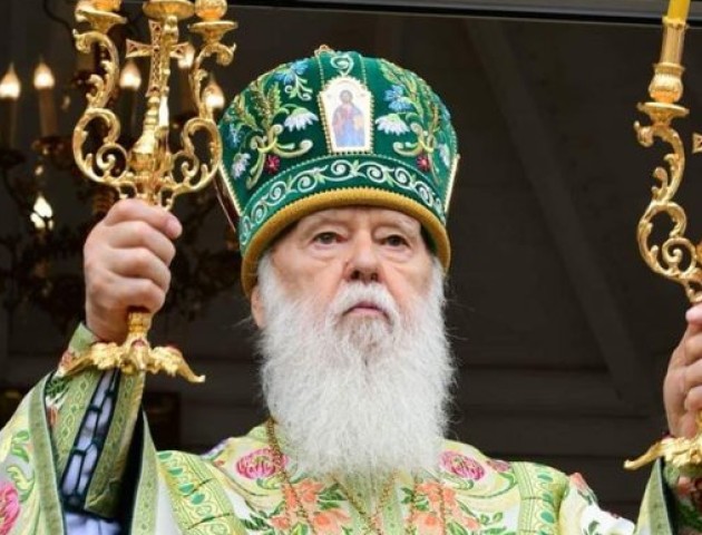 У новому титулі Філарета – 17 слів і згадка Почаївської і Києво-Печерської лавр