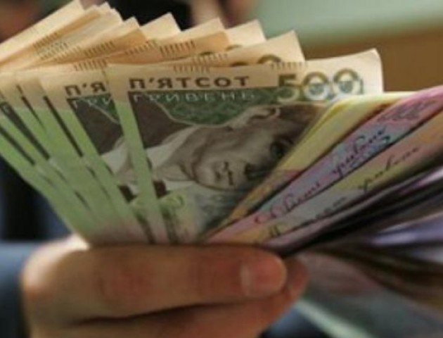 У Луцьку шахрай виманив у пенсіонерки 10 тисяч гривень
