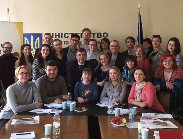 Майже 47% українських дітей довіряє свій захист поліції
