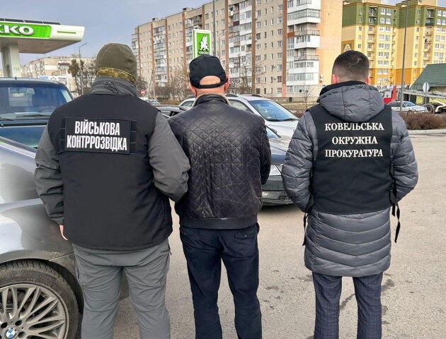 Три тисячі доларів – такса: на Волині депутат міськради переправляв ухилянтів за кордон