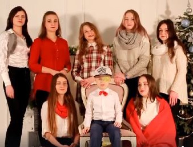 Маленький волинянин, якому збирають гроші на операцію, записав пісню. ВІДЕО