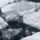 На Волині під час риболовлі хлопець провалився під лід. Тіло шукають водолази