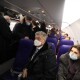 Порошенко повертається. Як його зустрічають в аеропорту «Жуляни»