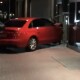 Луцький суд оштрафував адвокатку за розбиті автомобілем двері торгового центру