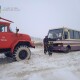 На Волині вночі рятувальники дістали із заметів «швидку» і автобус