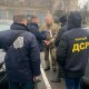 Допомагав «відкосити» від армії. На Волині військовий комісар попався на хабарі 1 тисяча доларів