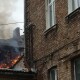 У центрі Луцька горить житловий будинок