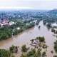 Ми зібрали вражаючі відео повеней, які «накрили» захід України