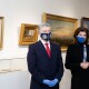 Порошенко потролив ДБР: не прийшов на допит, але відкрив виставку картин, які фігурують у справі