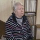 Незряча волонтерка з Луцька за пів року зв'язала для воїнів 170 пар рукавиць