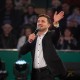 Зеленський записав нове звернення.  Хоче на дебати 19 квітня. ВІДЕО